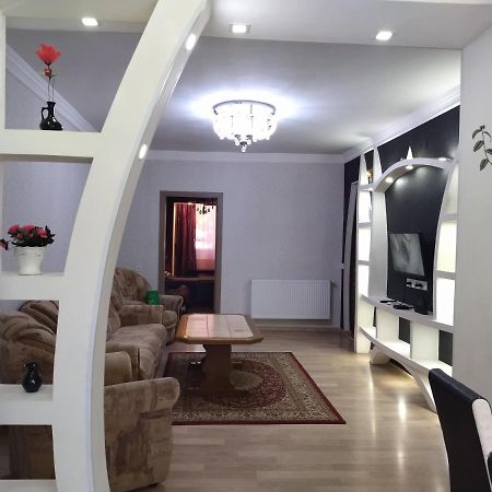 Apartment For You 第比利斯 外观 照片